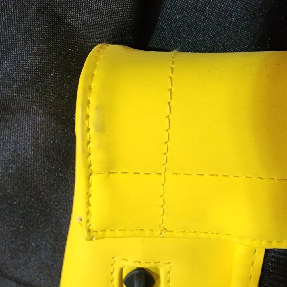 Hunter Bright Yellow Medium Backpack - image 7